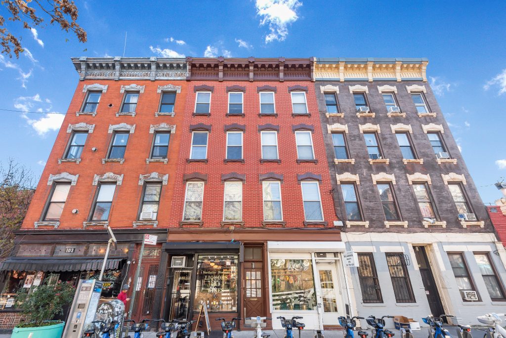 105 BERRY STREET