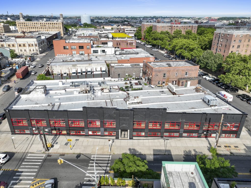 78-92 KINGSLAND AVENUE