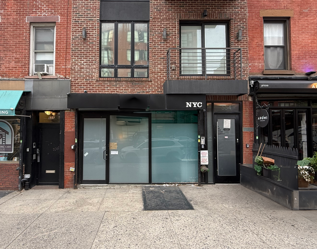 554 COURT STREET
