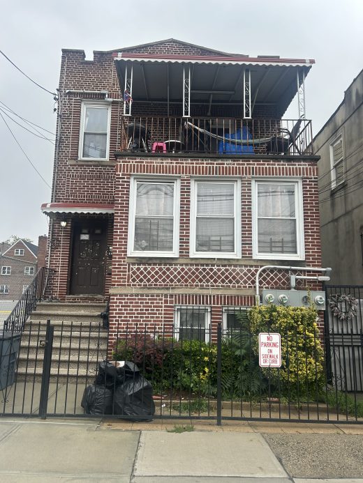 1019 EAST GUN HILL ROAD